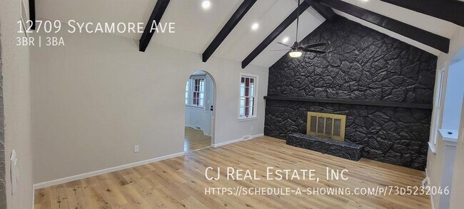 Foto del edificio - 12709 Sycamore Ave