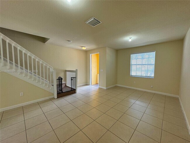 Foto del edificio - 9133 SW 227th St