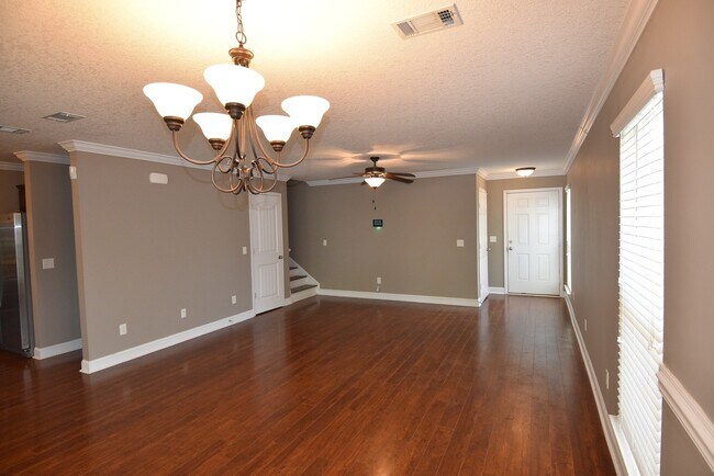Foto del edificio - Home For Rent