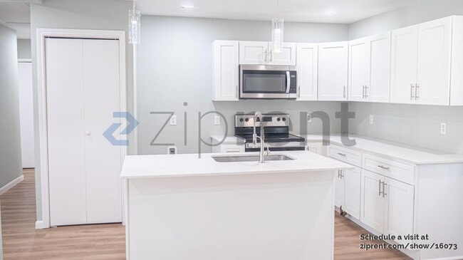 Foto del edificio - 4014 Timberline Dr