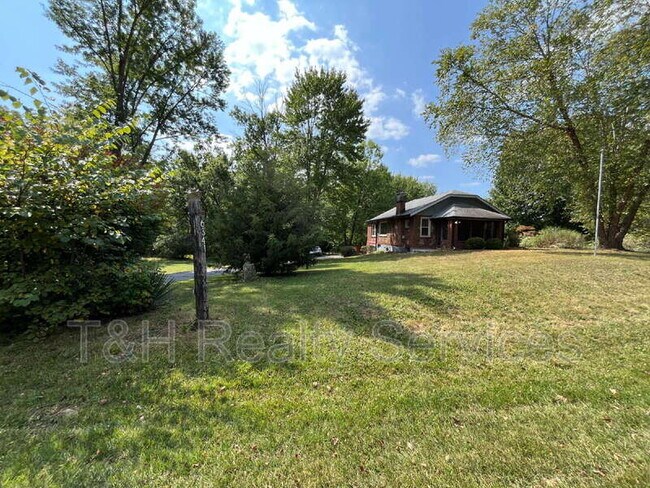 Foto del edificio - 6341 Shelbyville Rd