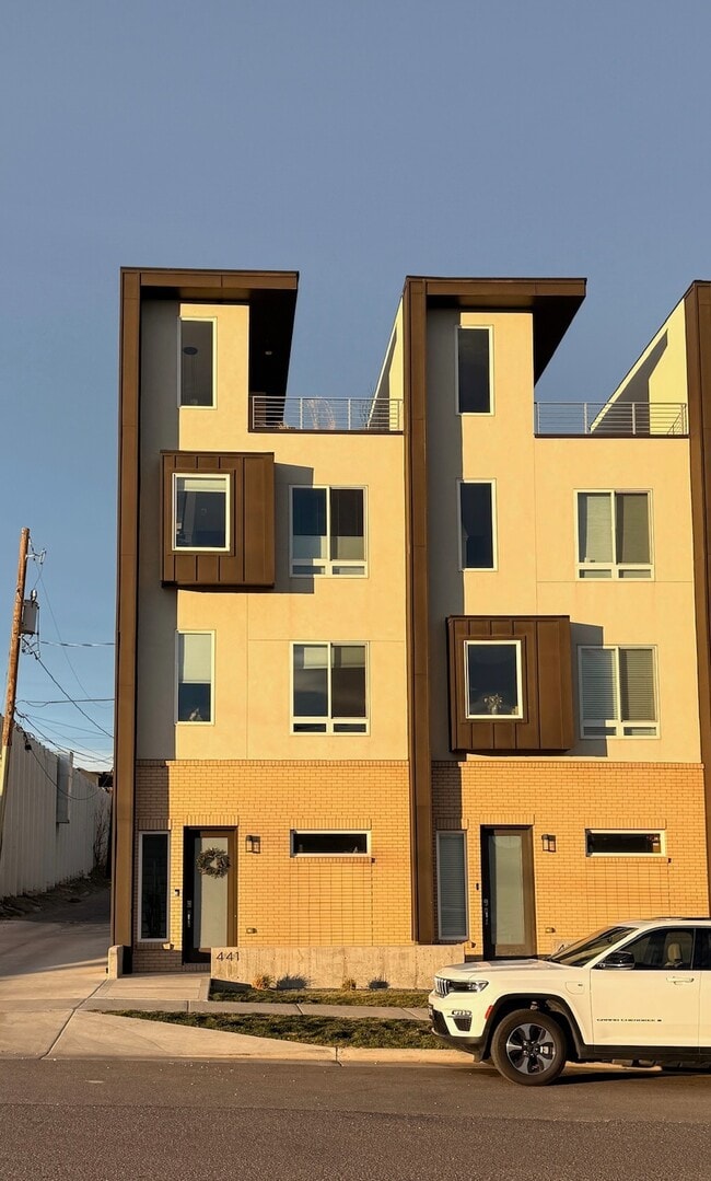 Corner Unit - 441 W 42nd Ave