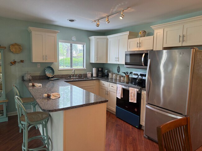 Foto del edificio - 3700 Golf Colony Ln