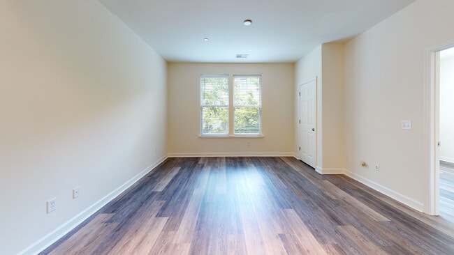 Interior Photo - The Courts at Huntington Station