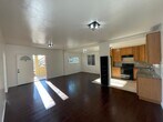 Foto principal - 1396 E 27th St