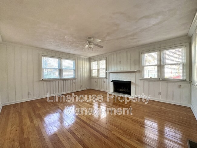 Building Photo - 7744 Castleton Pl