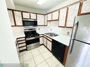 Building Photo - 15290 SW 106th Ln