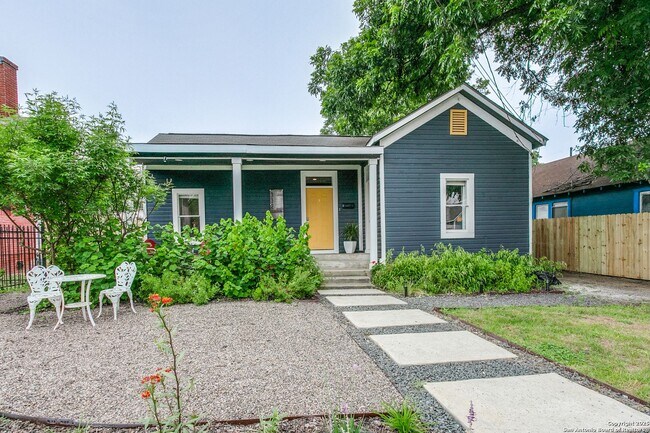 Foto del edificio - RENOVATED 3-BEDROOM IN DIGNOWITY HILL