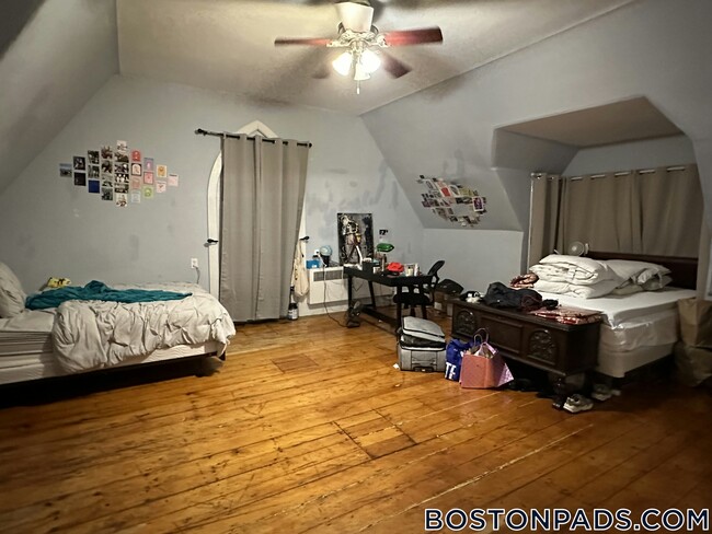 Foto del edificio - 139 Hillside St