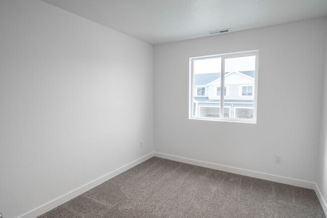 Foto del edificio - Gorgeous Lehi Townhome! Now Leasing!