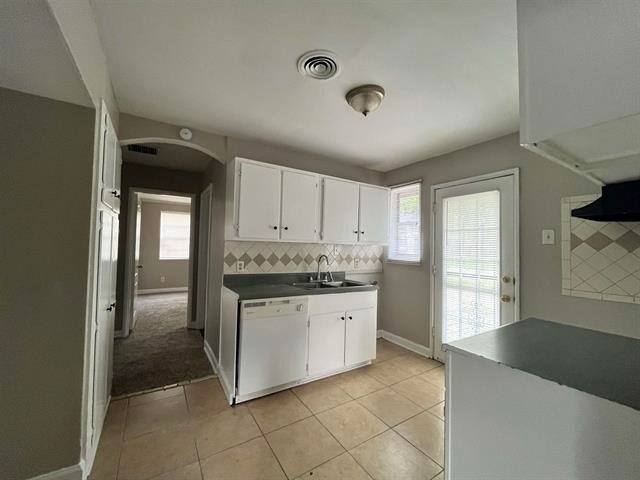 Building Photo - 4572 Violet Ave