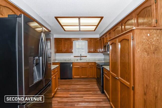 Foto del edificio - 716 SE Shamrock Ln