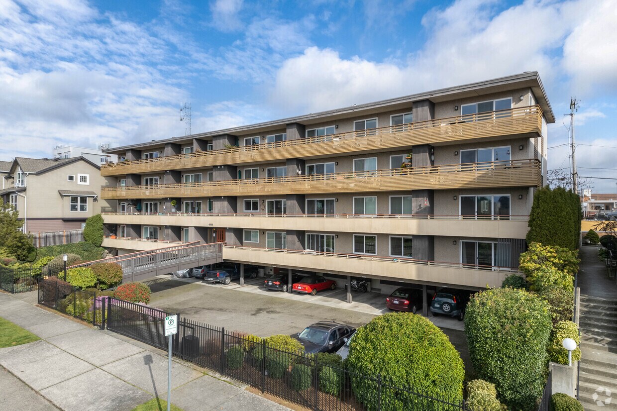 Exterior - The Diplomat