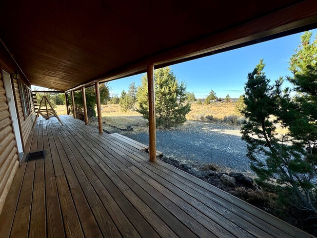 Building Photo - 3BR 2BA Private Oasis on Acreage in Terreb...