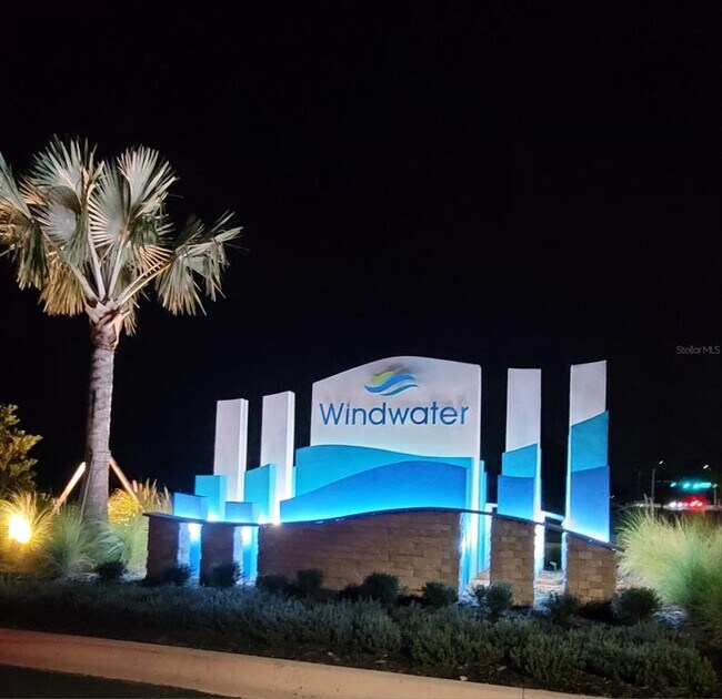 Foto del edificio - 5105-5123 123rd Ct E