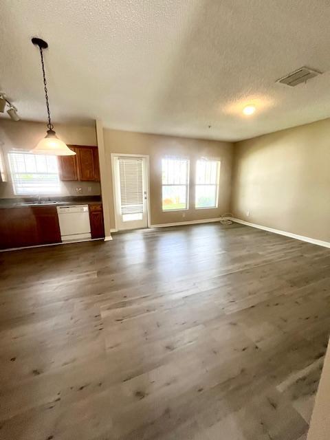 Foto del edificio - 2070 Cypress Bay Blvd