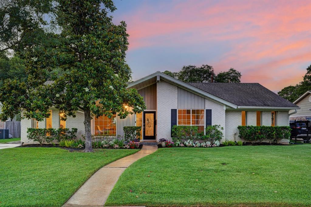 10730 Lynbrook Dr, Houston, TX 77042 House Rental in Houston, TX