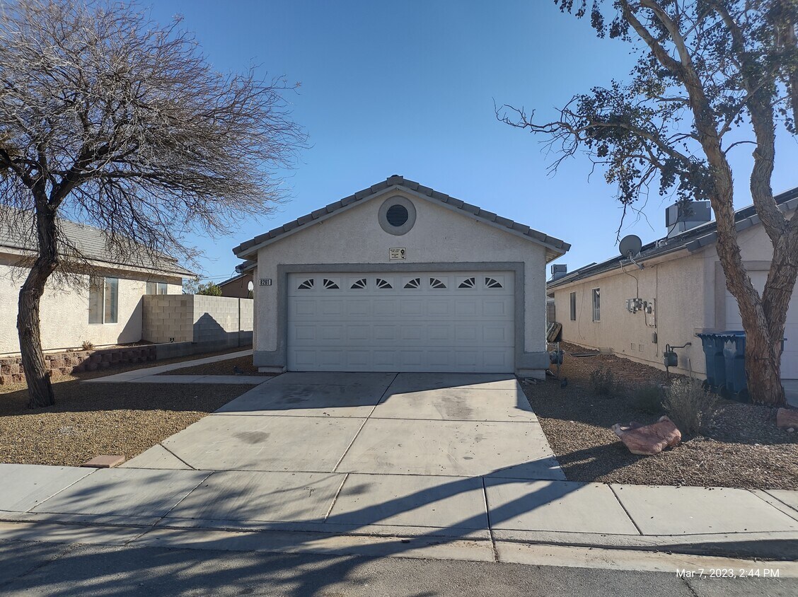 Primary Photo - 8261 Gulfstar Ln