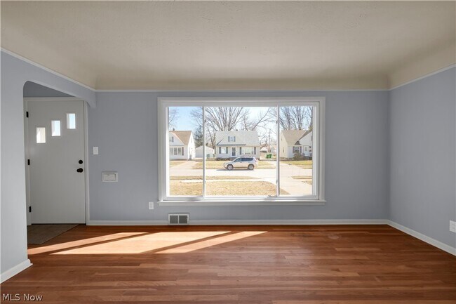 Building Photo - 434 Acacia Dr