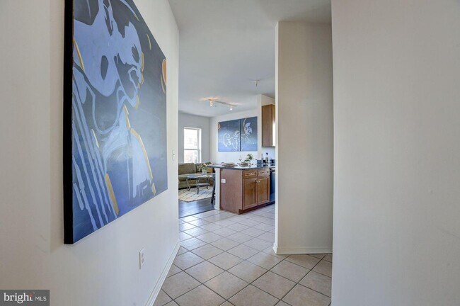 Foto del edificio - 8045 Newell St
