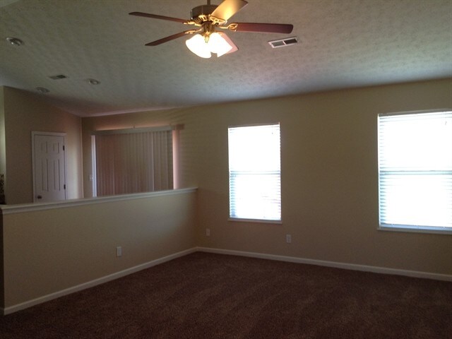 Building Photo - 112 Covey Place