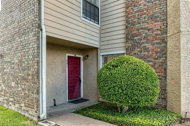 Foto del edificio - 4748 Old Bent Tree Ln