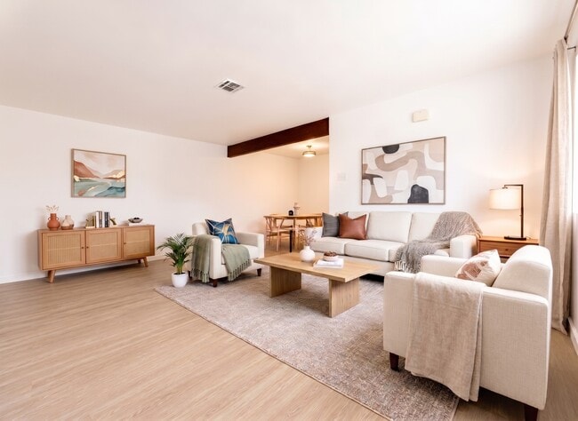Foto del edificio - 604 E Orange Grove Ave
