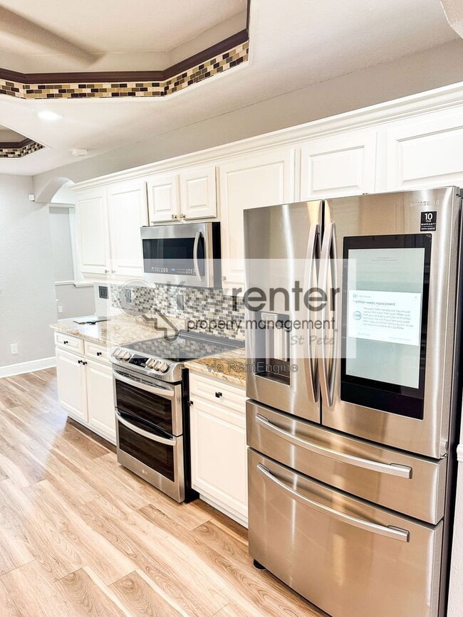 Building Photo - 3814 W El Prado Blvd
