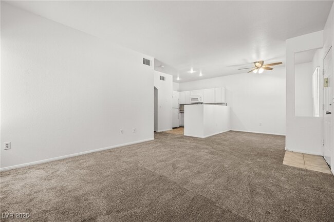 Foto del edificio - 1706 N Jones Blvd