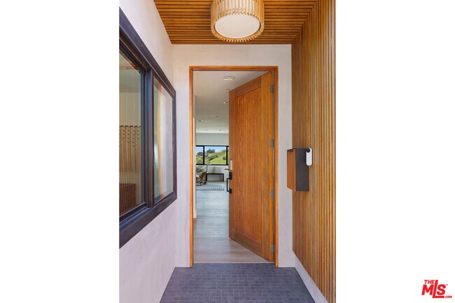 Foto del edificio - 3750 Roberta St