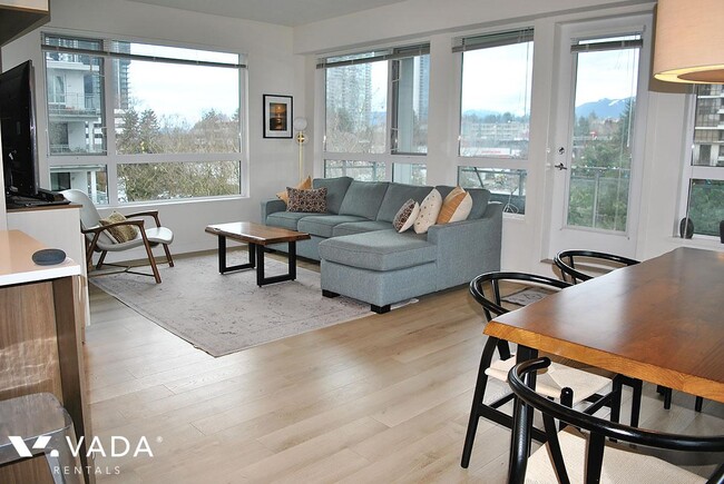 Building Photo - Madison &amp; Dawson 3 Bed Apartment For R...