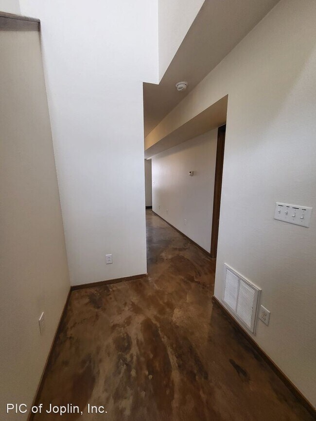 Foto del edificio - 3 br, 1.5 bath House - 1210 Cottonwood A