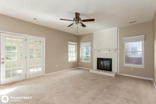 Building Photo - 12715 Netherhall Dr, Charlotte, NC 28269