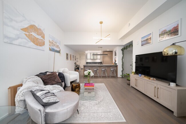 Foto del edificio - 1425 Hudson St