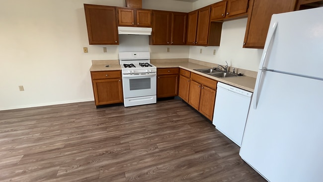 Building Photo - 306 Sacajawea Ct