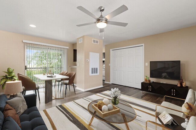 Foto del edificio - Stone Ranch Townhomes