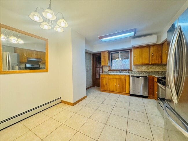 Building Photo - 300 Rano Blvd