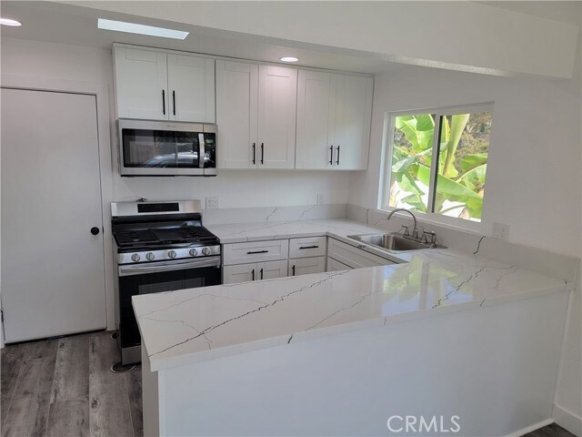 Building Photo - 34613 Calle Los Robles