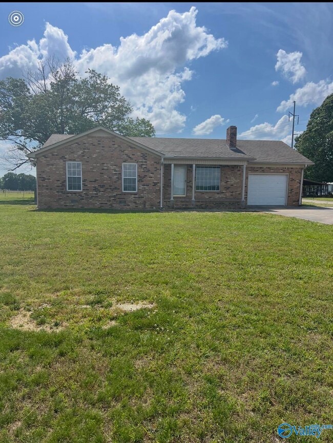 Building Photo - 16767 Glaze Rd