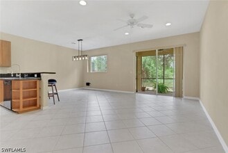 Building Photo - 10260 Olivewood Way