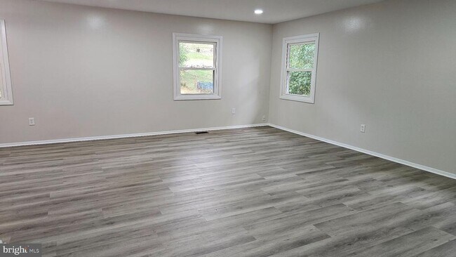 Building Photo - 12304 Melling Ln