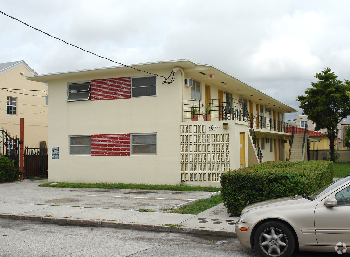 Primary Photo - Havana Park Apartments