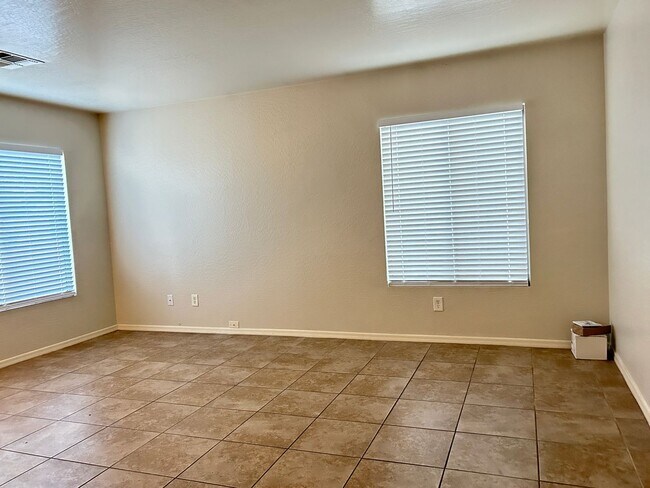 Foto del edificio - Charming Pocket Neighborhood.