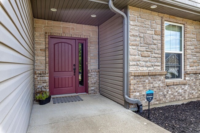 Building Photo - Single Family Home - Available For Rent!