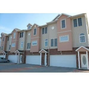 Foto principal - 307 Douglas Dr
