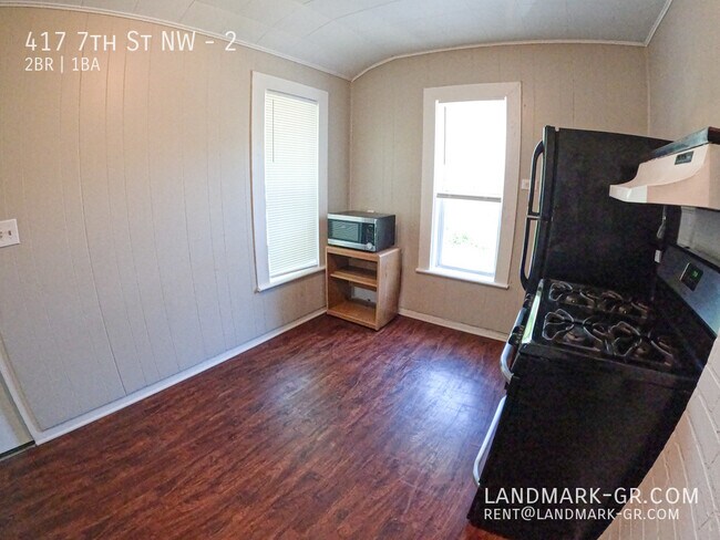 Foto del edificio - 417 7th St NW