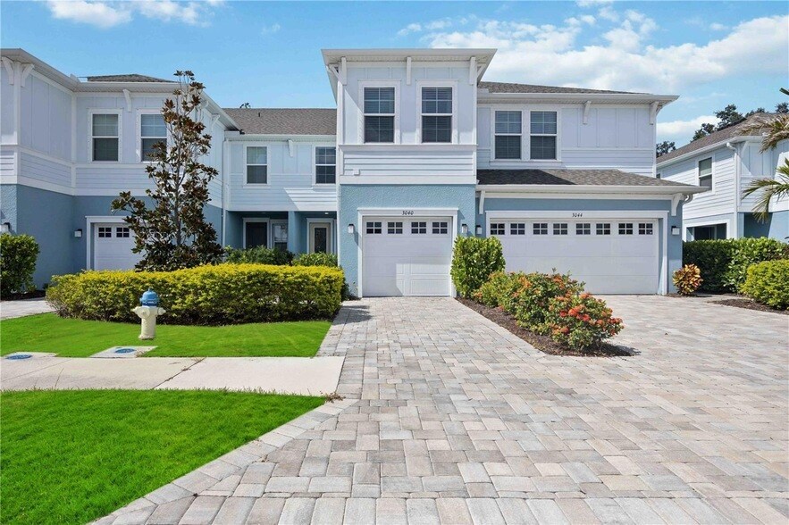 Primary Photo - 3040 Via Sienna Cir
