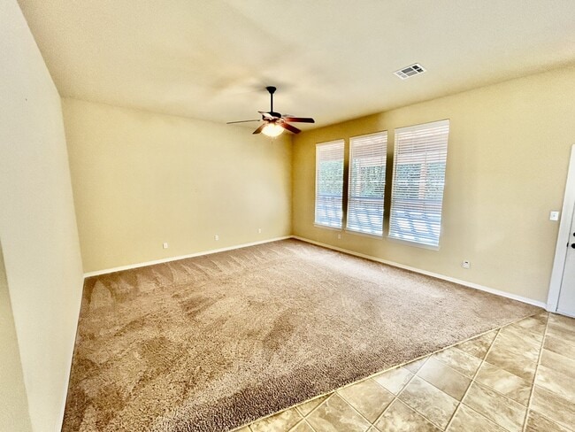 Building Photo - 1109 Emily Ln