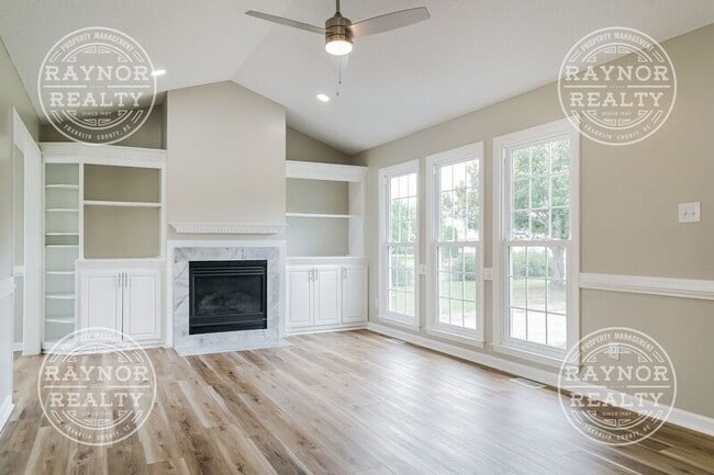 Foto del edificio - 118 Murphy Dr