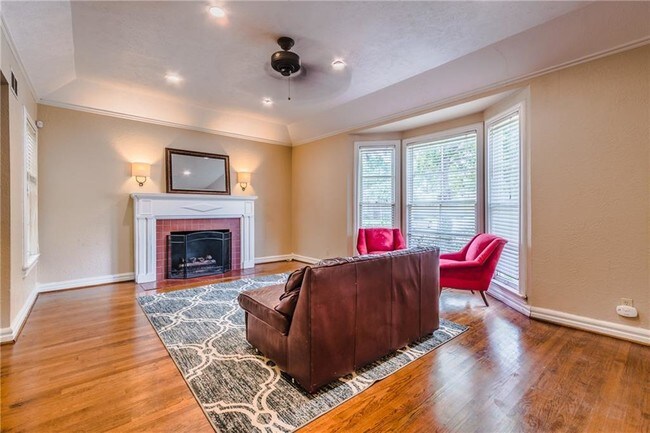 Building Photo - 6102 Revere Pl